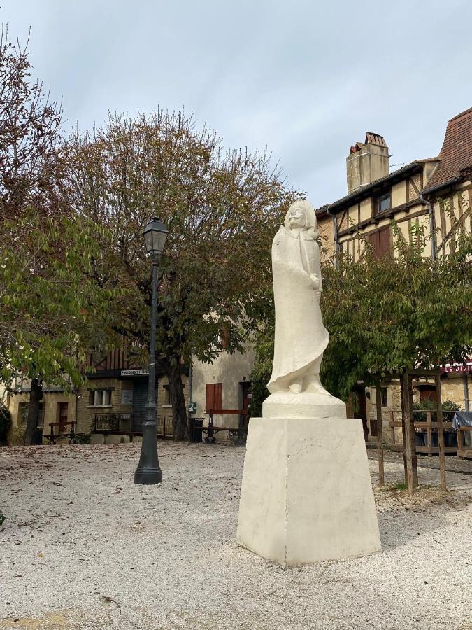 Marianne 4 Lägenhet Bergerac Exteriör bild